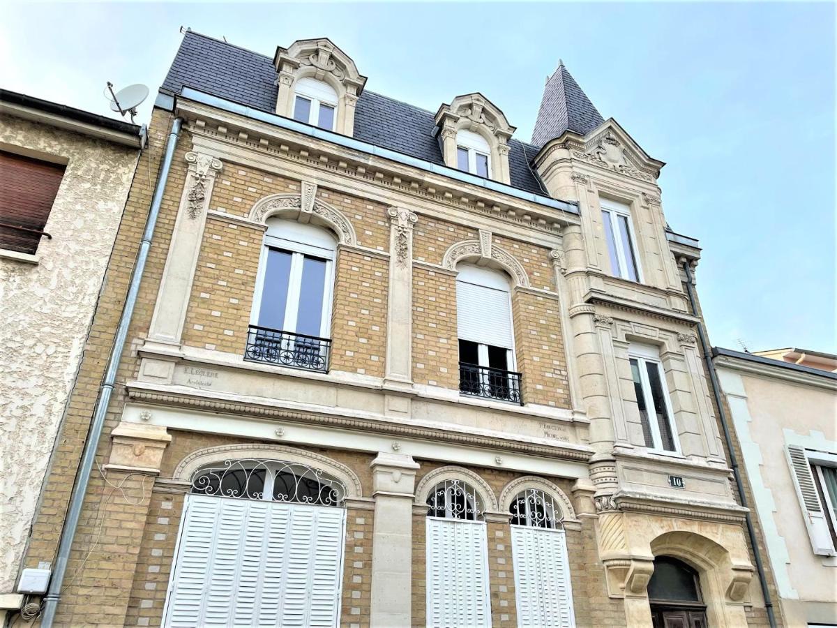 Le Boulard : Appartement En Plein Coeur Du Centre De 兰斯 外观 照片